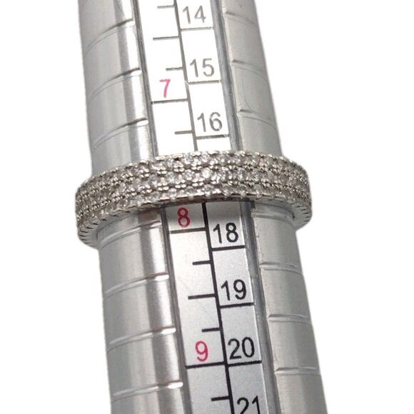 925 Sterling Silver Wedding Band Anniversary 3 Row Eternity Crystals Size 7.5 - Picture 6 of 6